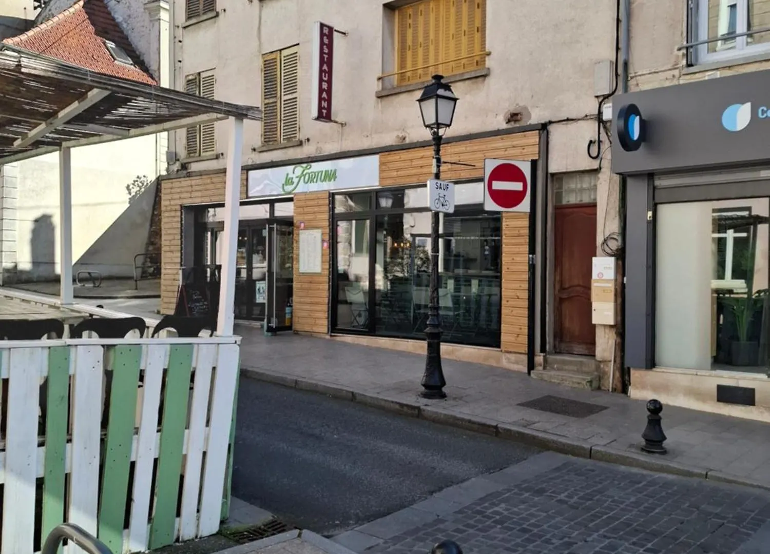 Transit Apartment Palaiseau Homestay